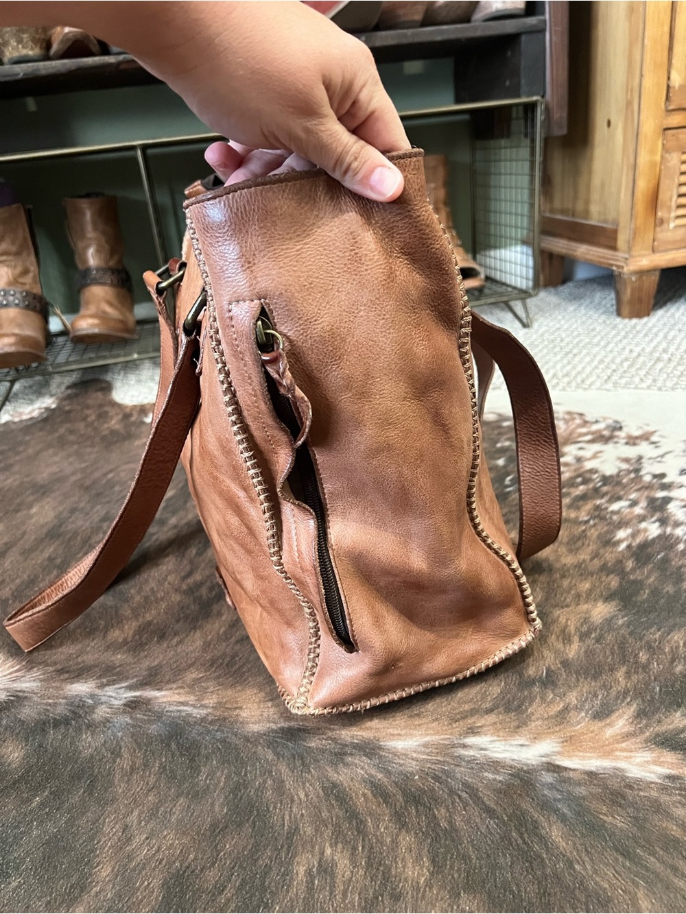 BEDSTU CELINDRA LTC TOTE - Picture 7 of 8